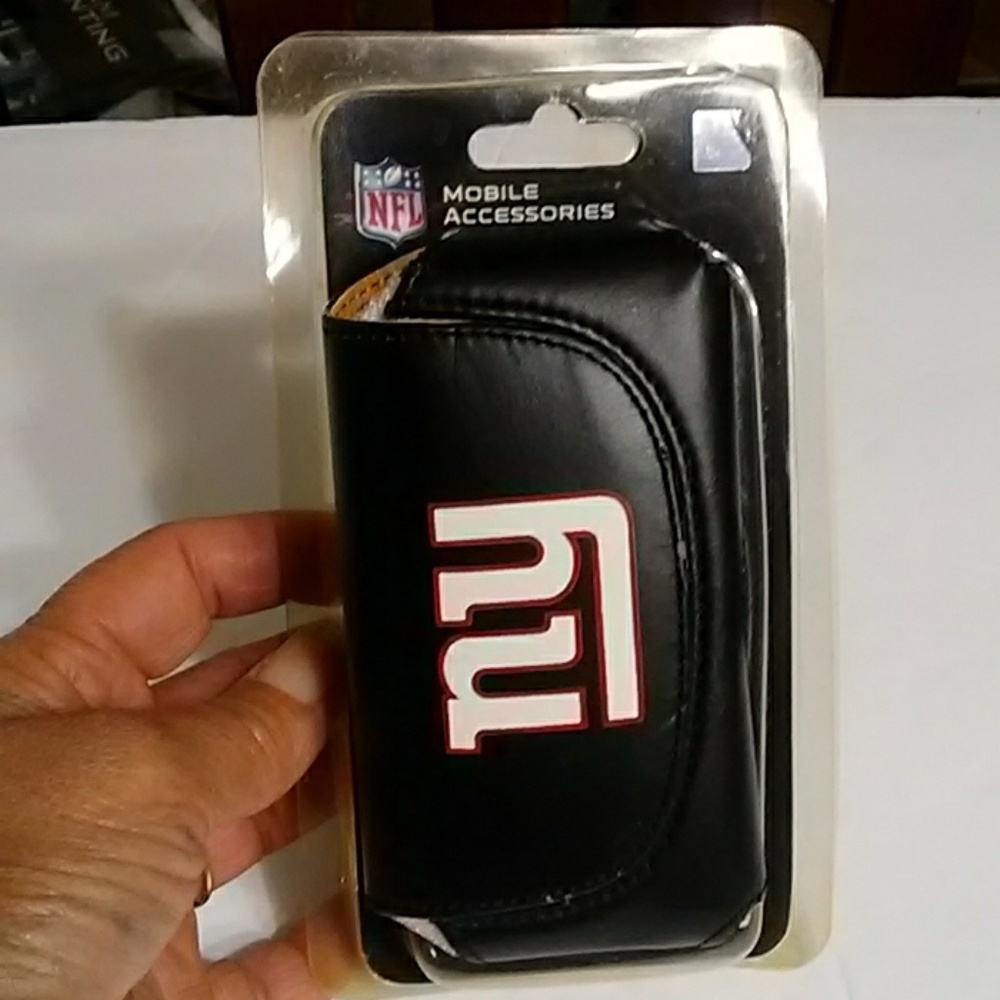 NIP NFL Giants Phone Case